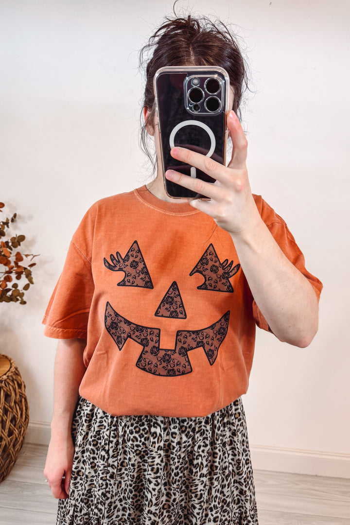 halloween pumpkin eyelash orange tshirt comfort colors up close