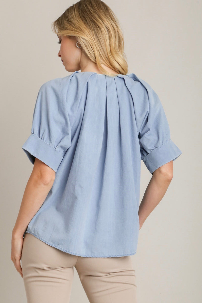 Umgee Chambray top in light blue denim with pleated back