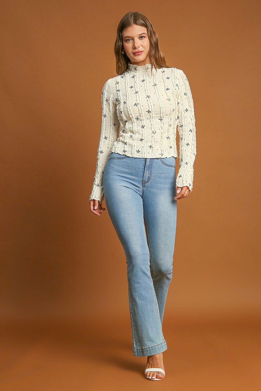 Bows And Lace Natural Top