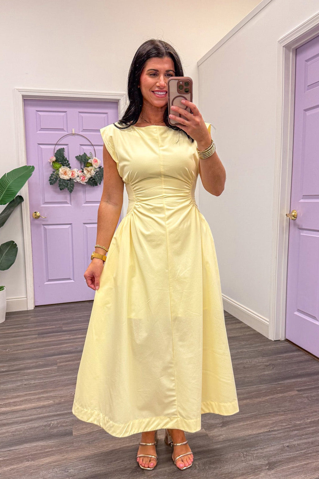 Women's elegant yellow midi dress for special occasions