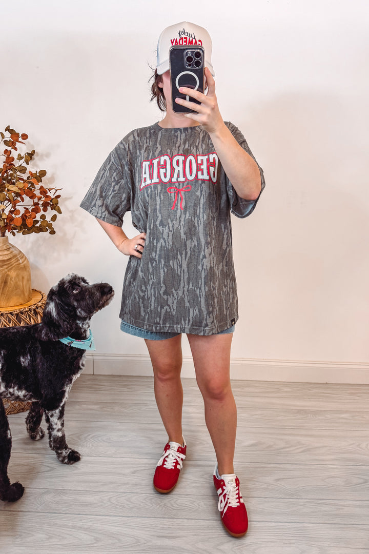 georgia mossy oak camo red bow tshirt far away view