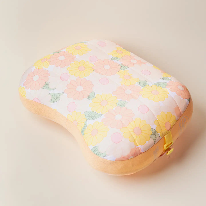 the darling effect beach pillow inflatable