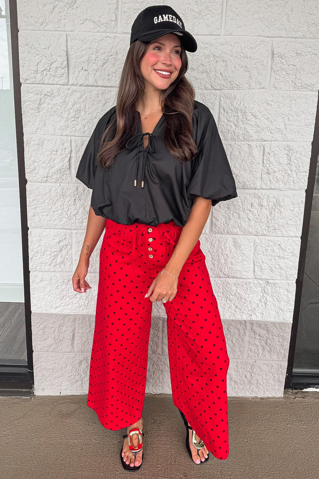 solid black bubble hem short puff sleeve self tie v neckline semi-cropped top