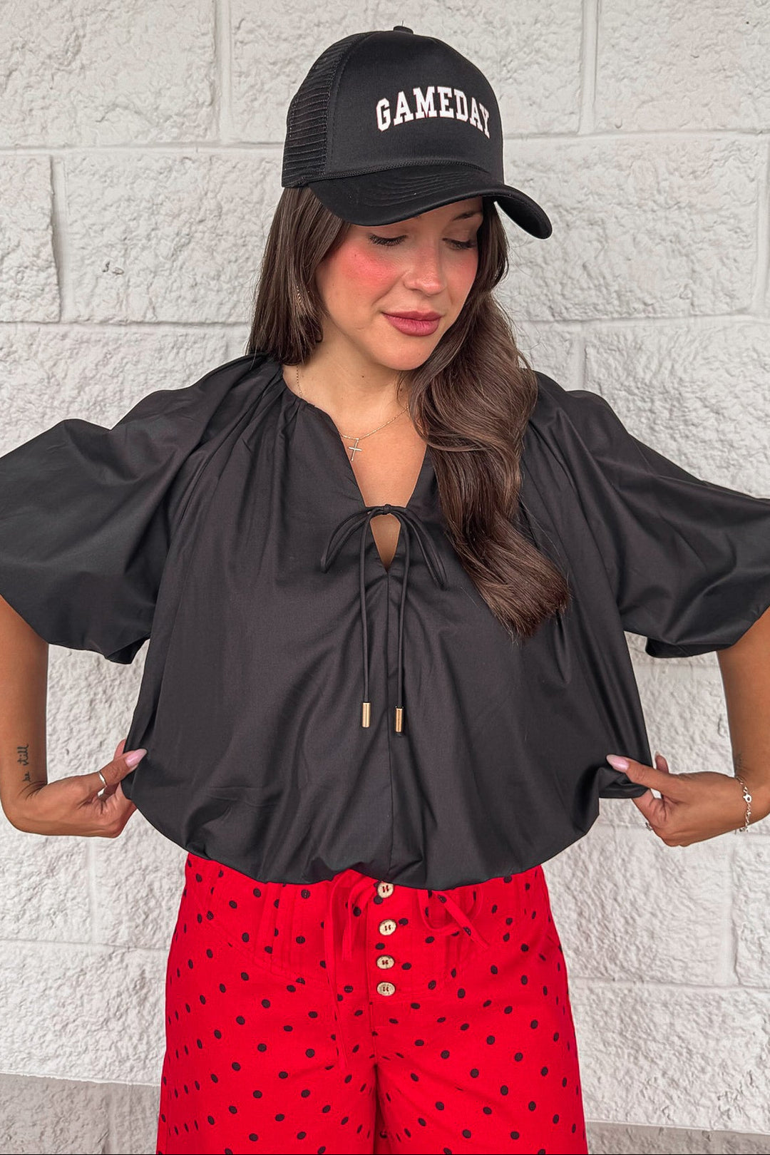 solid black bubble hem short puff sleeve semi-cropped relaxed silhouette top