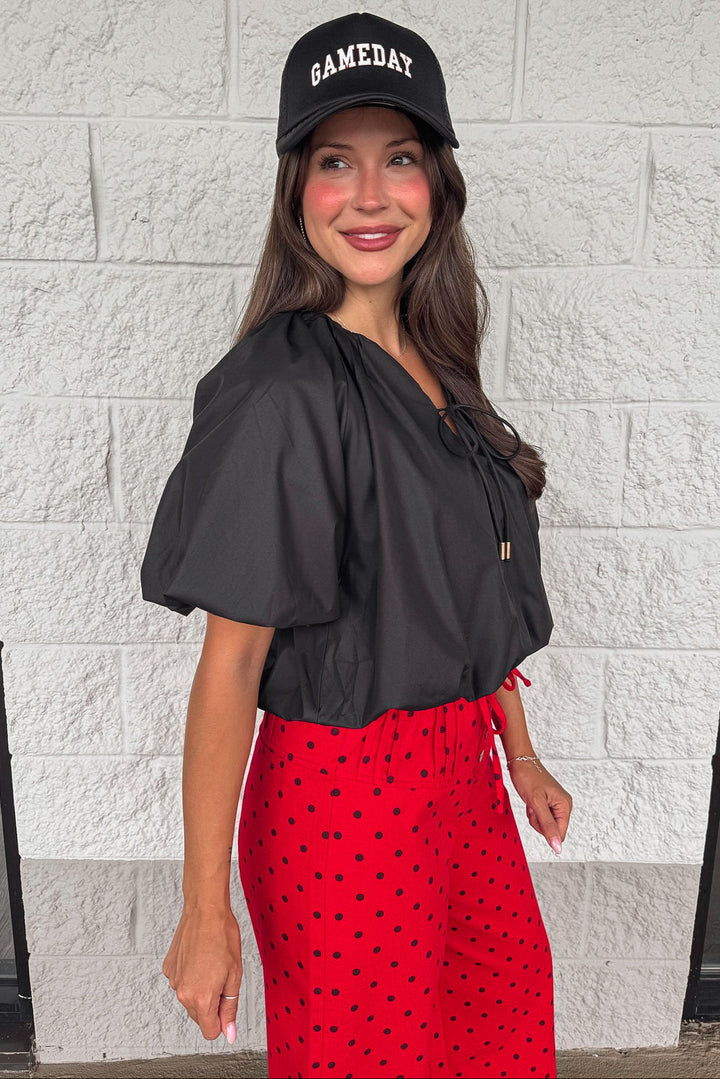 solid black bubble hem gathered elastic short puff sleeve semi-cropped top