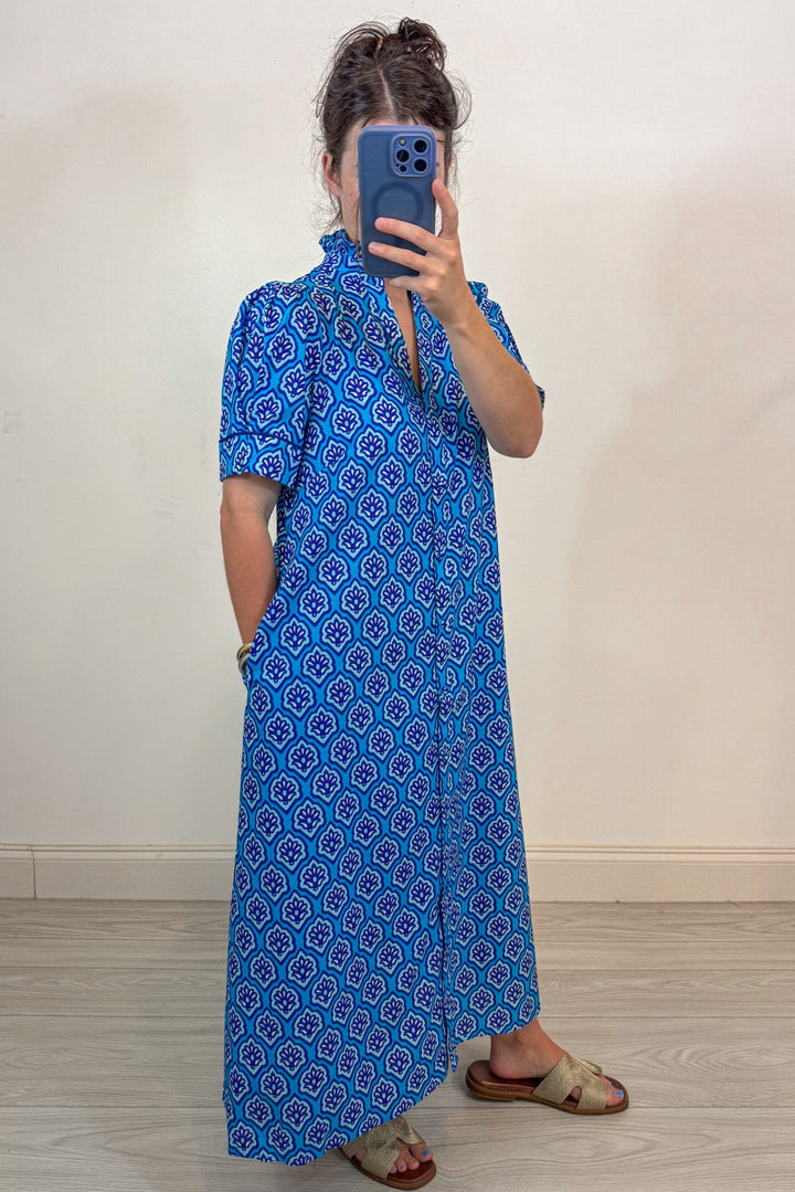 blue floral print midi dress with pockets