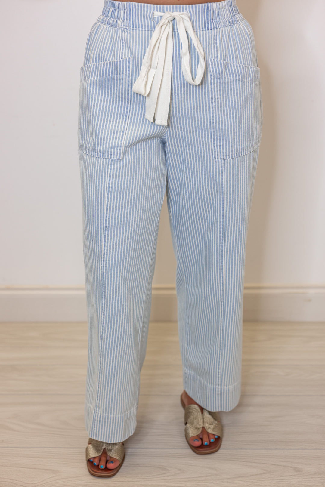 Women's light blue and cream striped wide leg cropped pants by &merci showing up close front view
