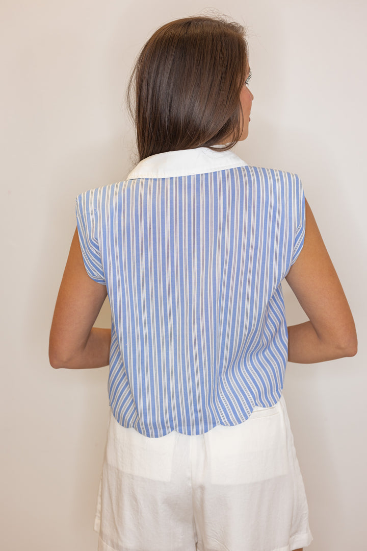 blue stripe scalloped hem crop top
