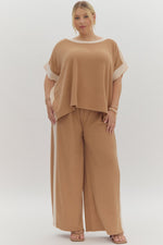 Entro Caramel ribbed textured knit top with cream trim