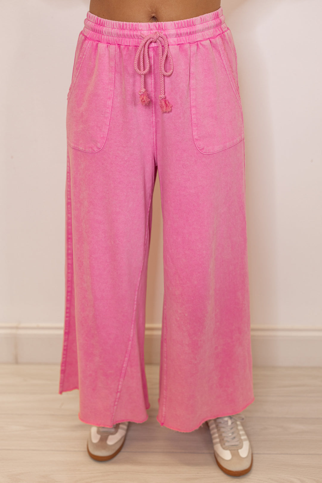Women's mineral washed barbie pink french terry knit wide leg cropped pants by Easel