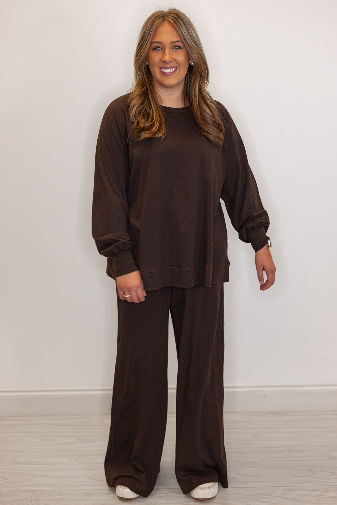 Women's dark brown cotton pants with matching long sleeve tee
