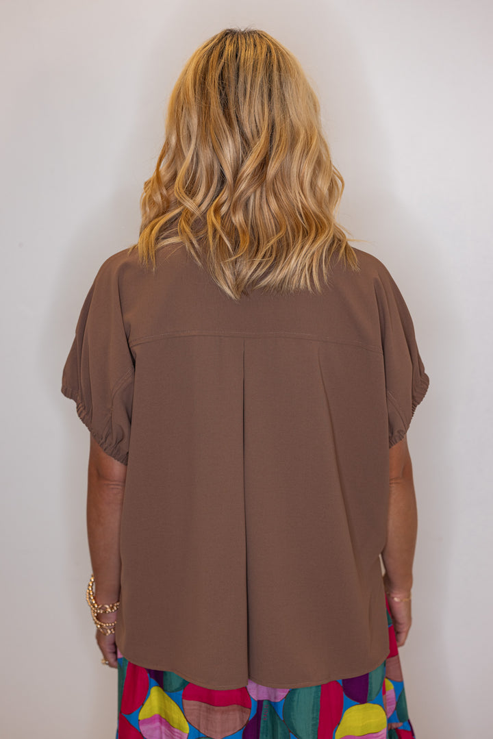 Women's mocha short sleeve top by Entro  showing back view