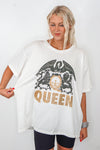 daydreamer queen crest graphic tee