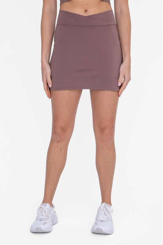 Mono B Venice crossover waist active skort in deep taupe