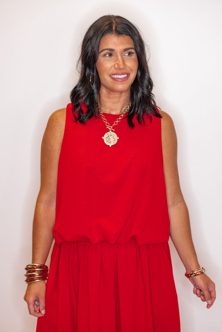 Women's red textured bubble hem sleeveless crop top by Entro