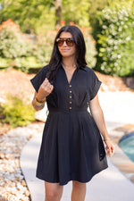 resort wear black dress