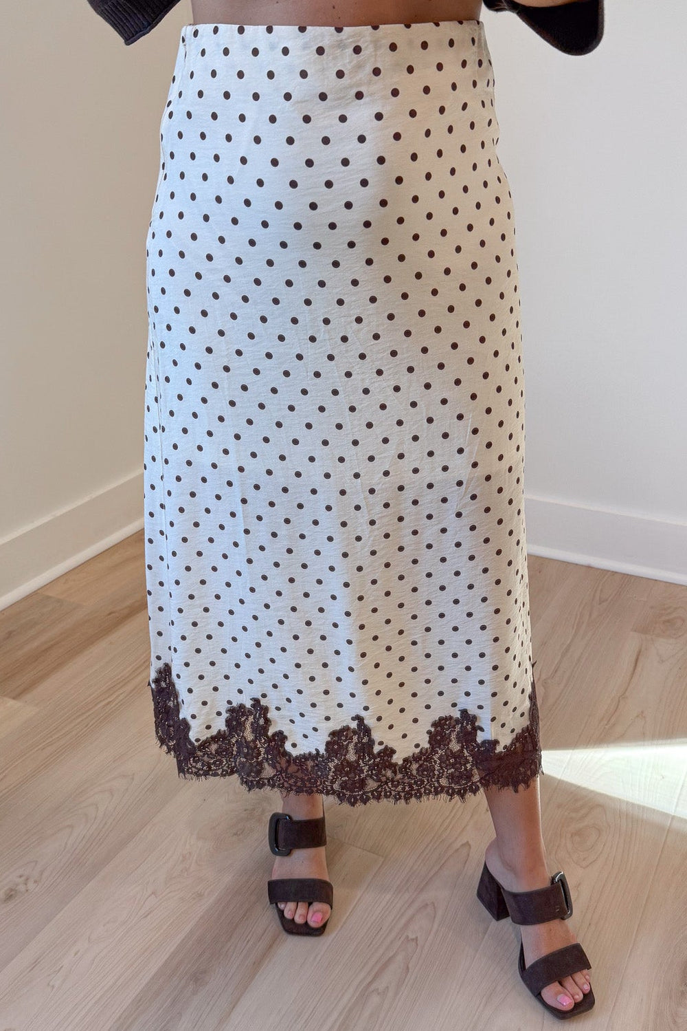 ecru with brown polka dot print and lace trim bottom hem lightweight midi skirt