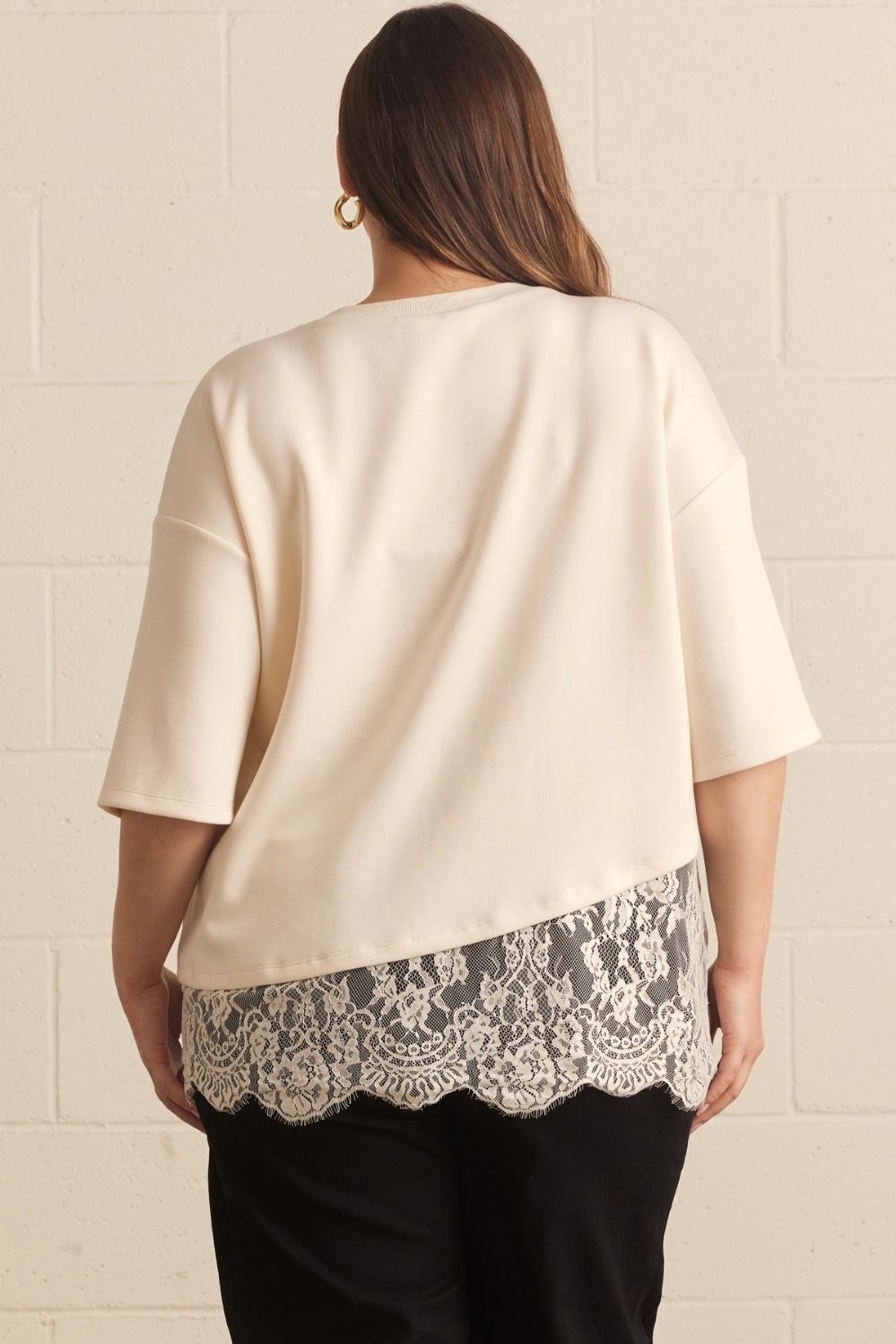 solid ecru scalloped hem short sleeve crew neckline top with asymmetrical lace detail plus size