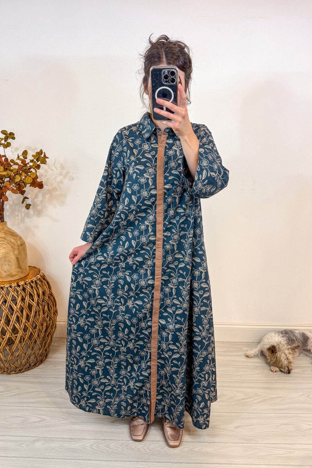 entro oversized flowy brown blue floral maxi dress