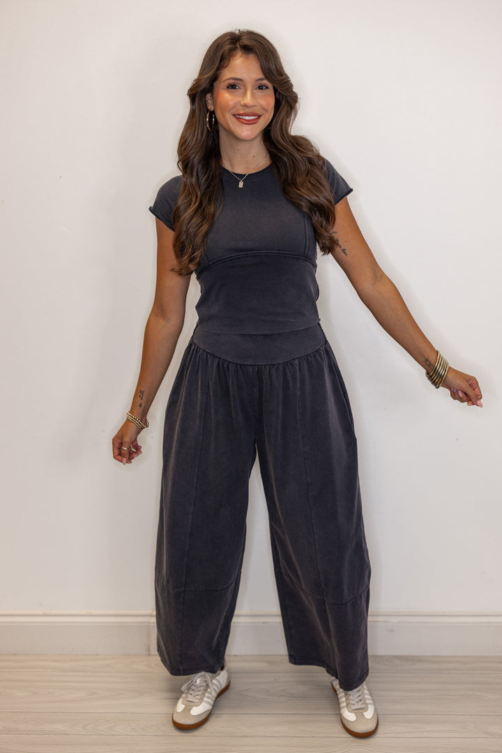 Women's trendy ash black barrell pants and short sleeve top set by ee:some, perfect for fall