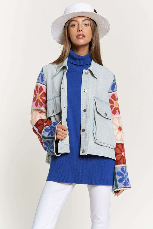 Davi & Dani Light blue denim jacket with multicolor floral print sweater sleeves