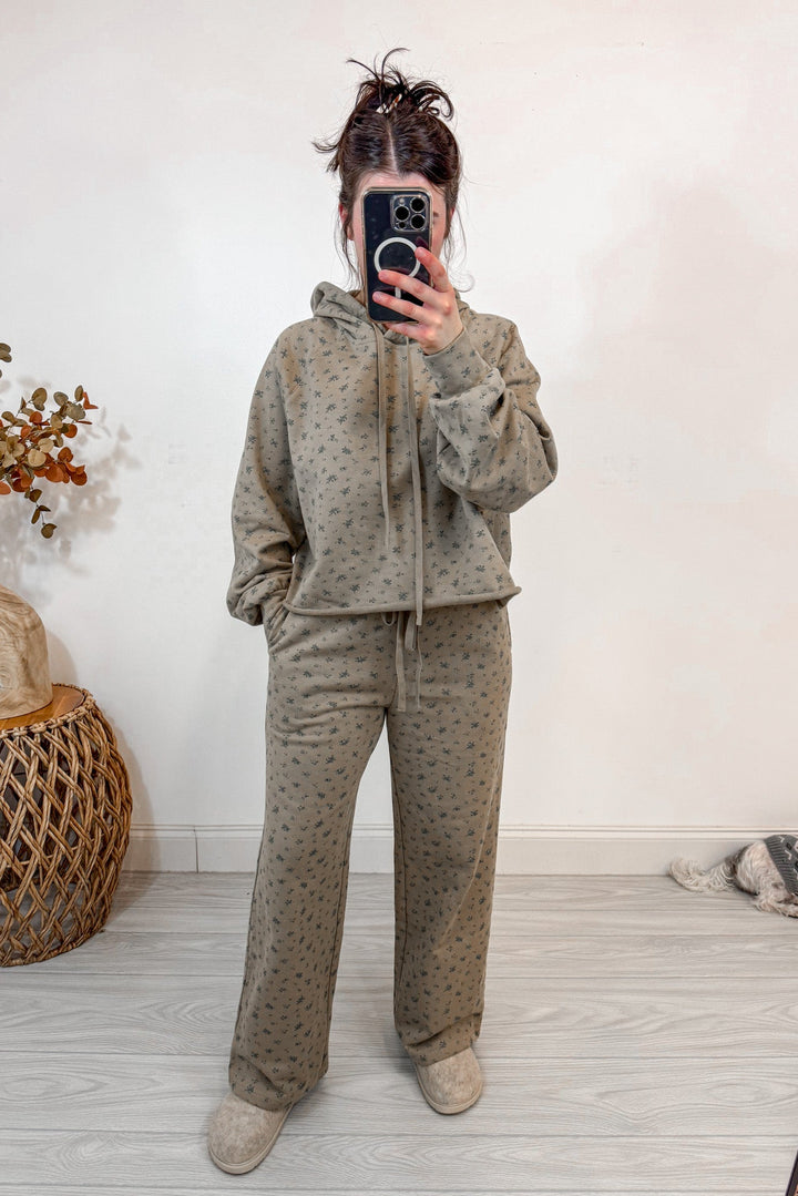 floral print tan blue matching sweatshirt pants set full body