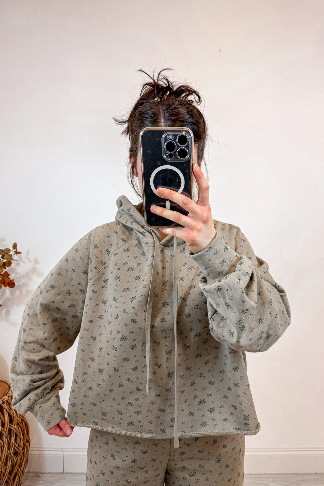 floral print tan blue matching sweatshirt pants set width