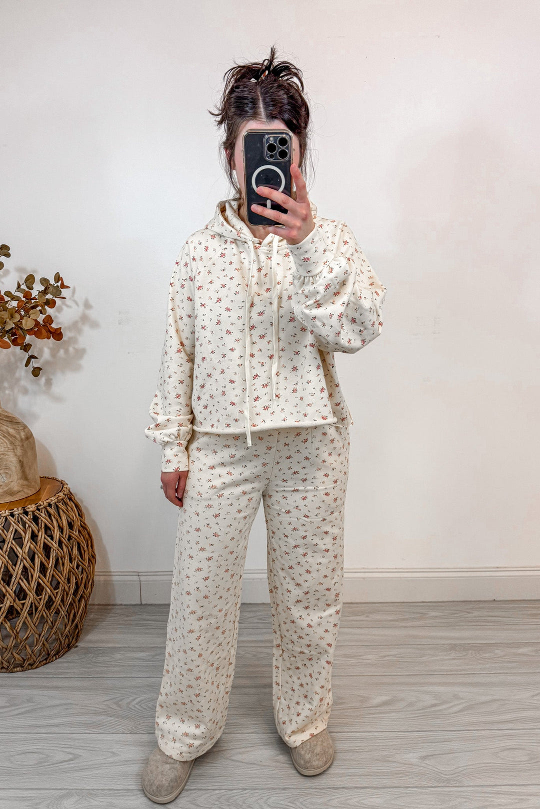 floral print cream print matching sweatshirt pants set full