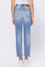 Hidden Jeans Light wash Tracy classic stretch high rise straight jeans 