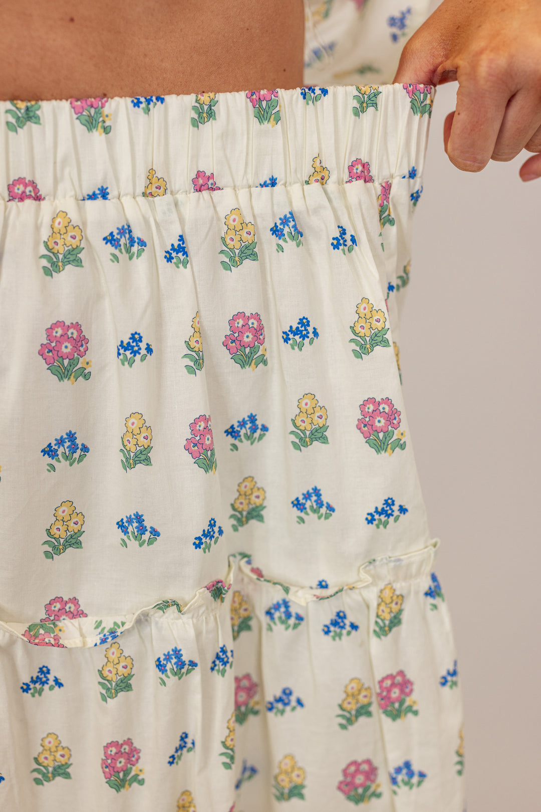 ivory floral elastic waist flowy midi skirt