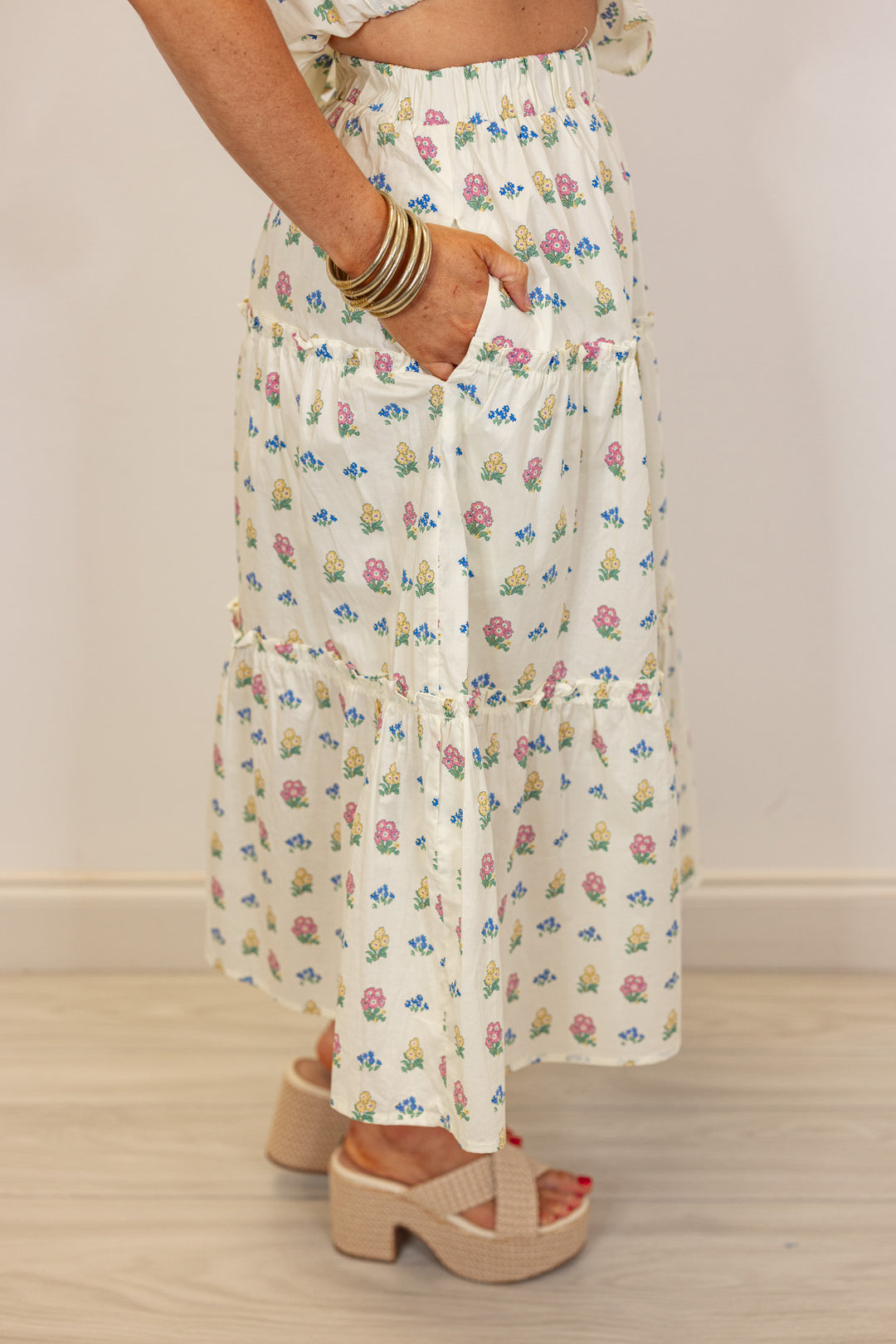 ivory floral elastic waist flowy midi skirt