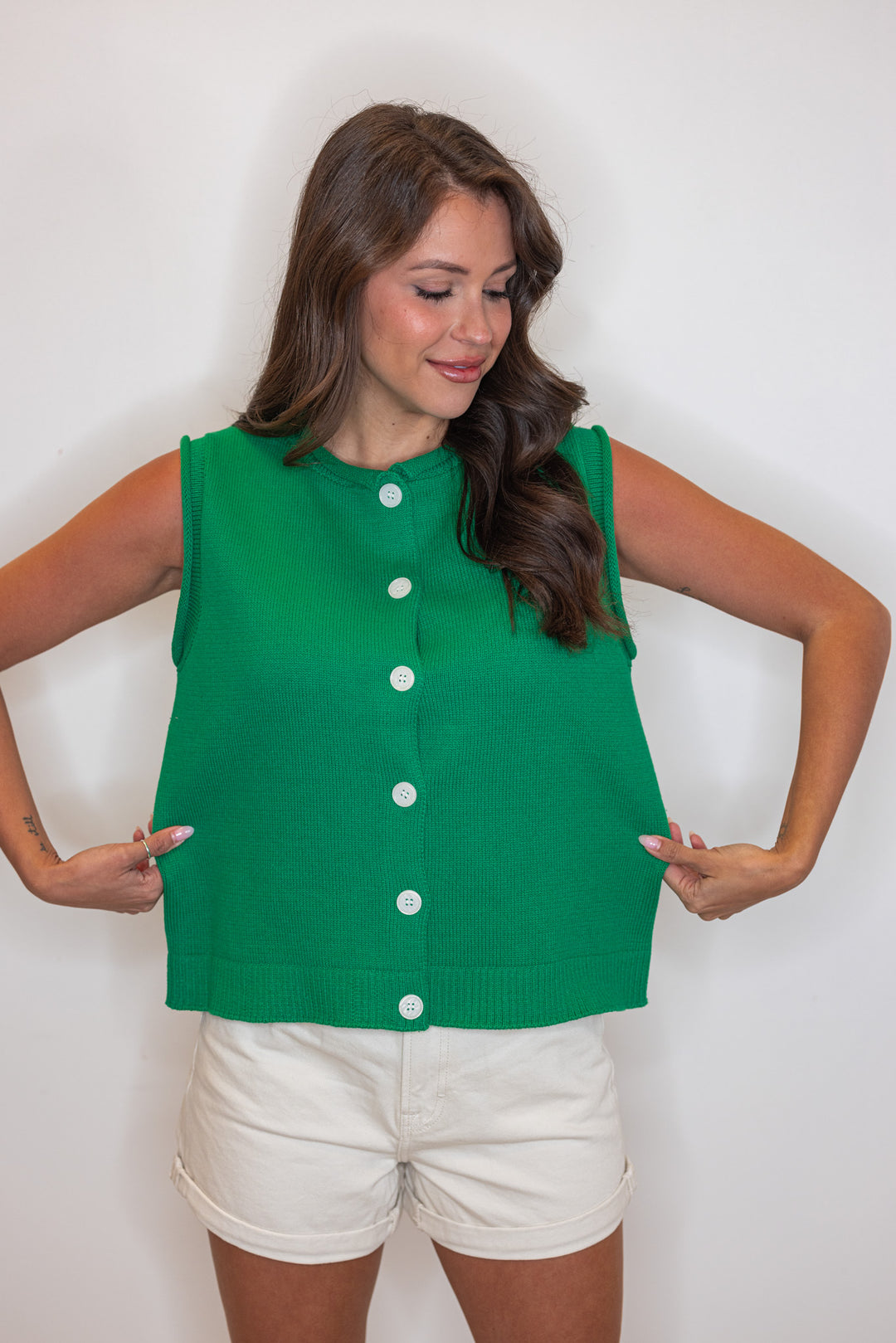 kelly green button sleeveless sweater top