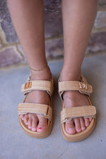 kids big mona dupe sandals