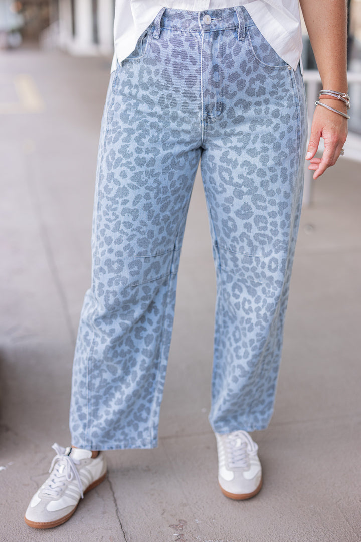 Washed blue and black leopard print barrel denim pants by Entro