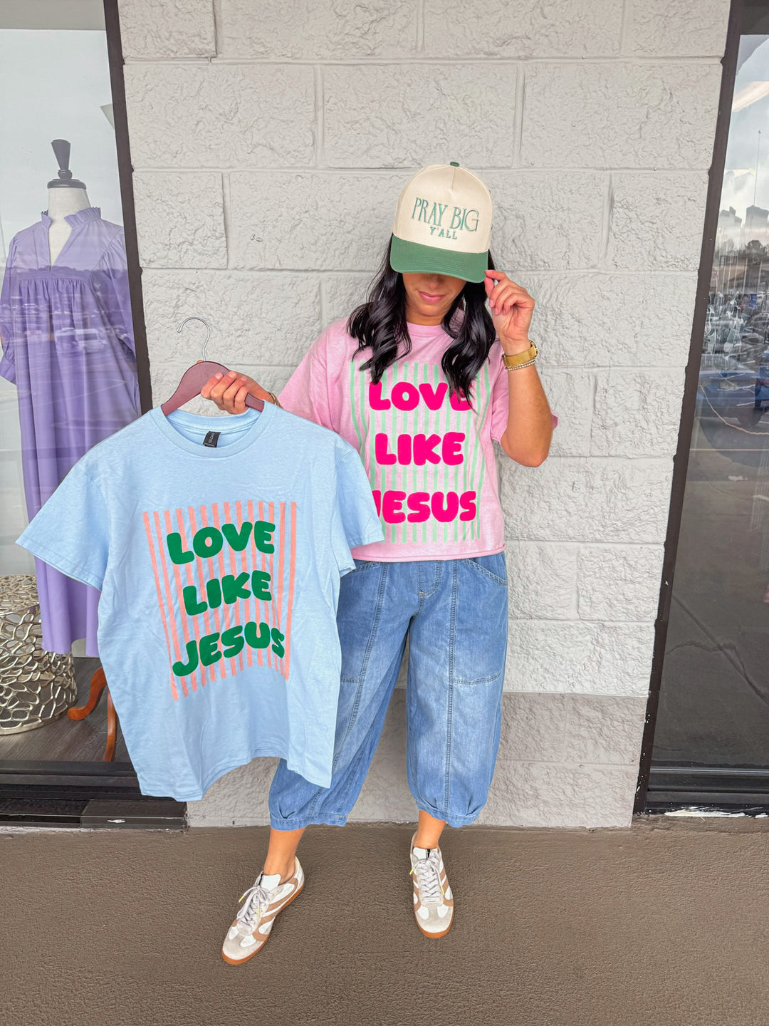 love like Jesus striped graphic tee pink