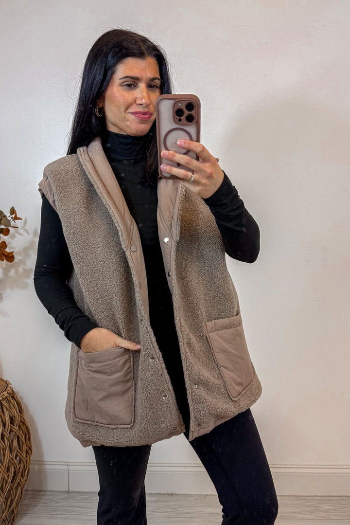 mocha reversible puffer sherpa vest