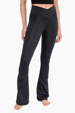 mono b venice black yoga pant