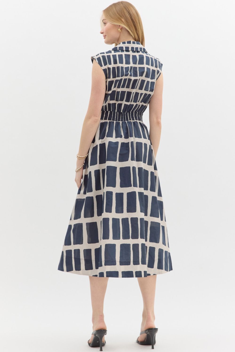 Entro Navy and beige abstract print sleeveless midi dress with knot detail at waist