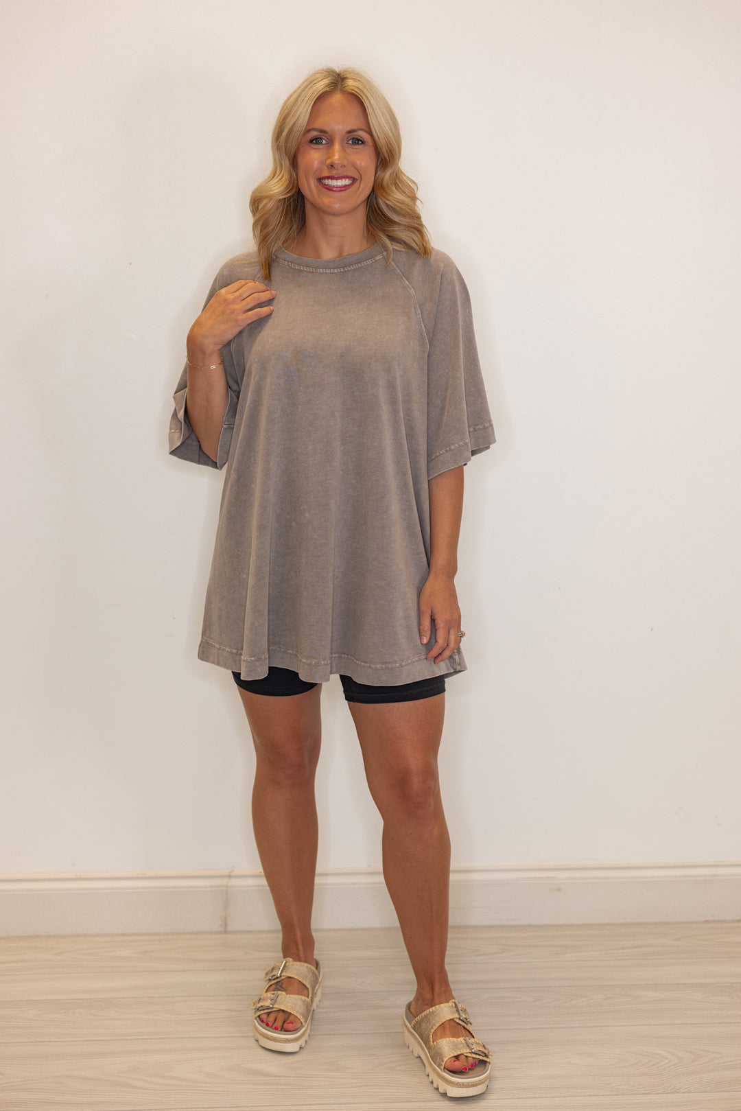 Women's oversized mocha cotton comfy  tee shirt