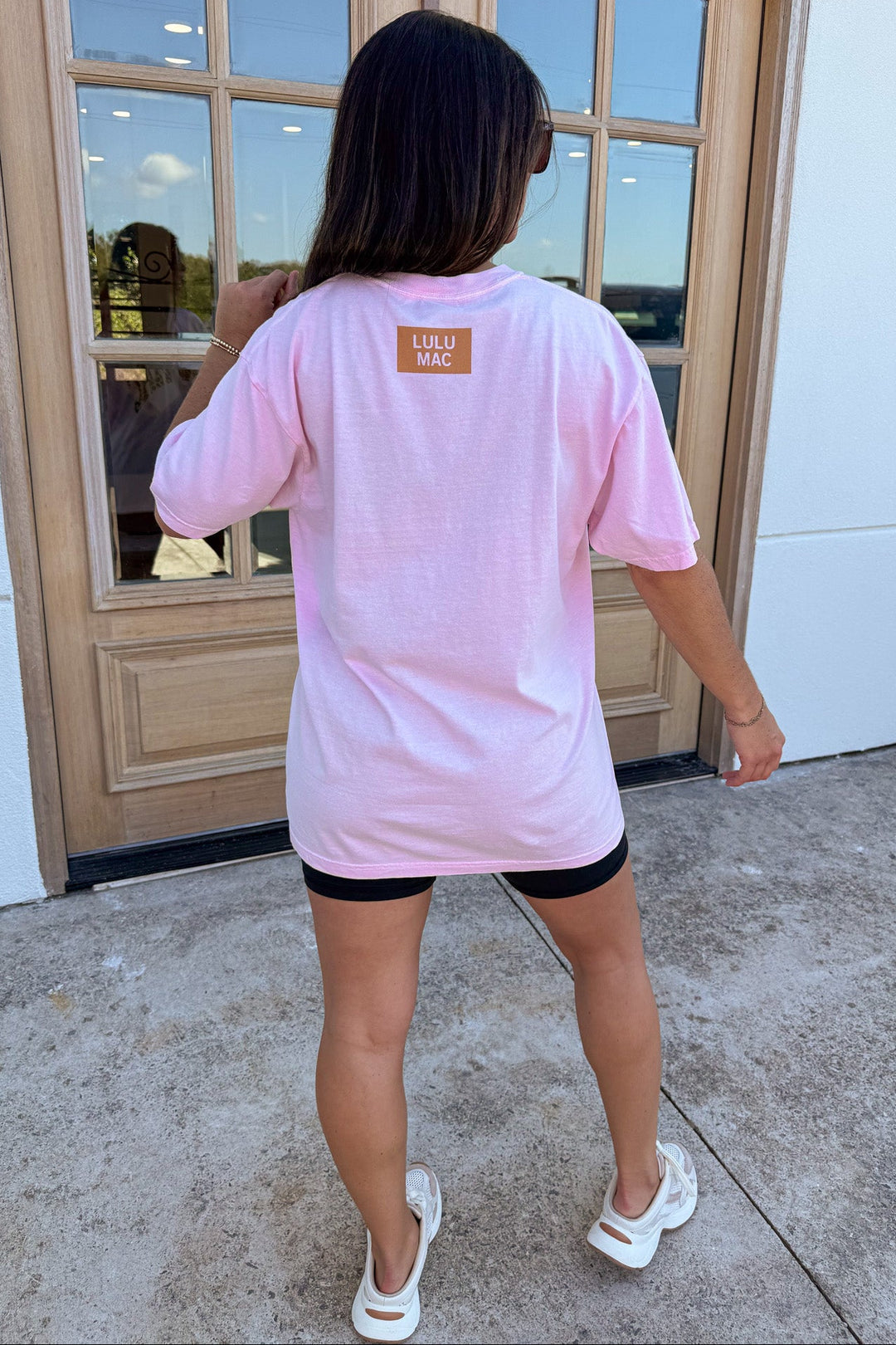 light pink with leopard print lulu mac graphic short sleeve cotton t-shirt