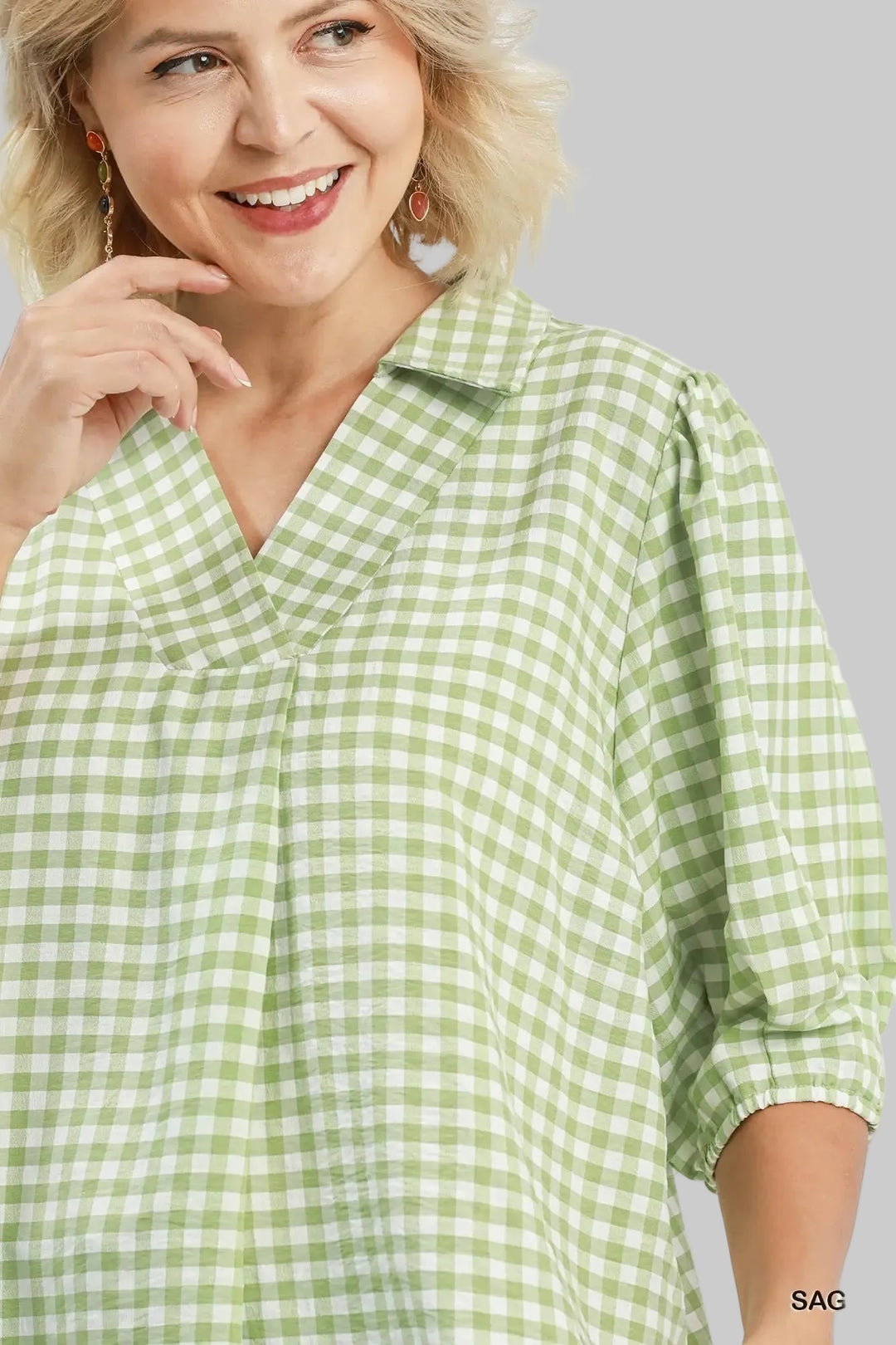 umgee plus size gingham top details