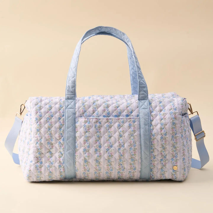 the darling effect quilted weekender floral bag