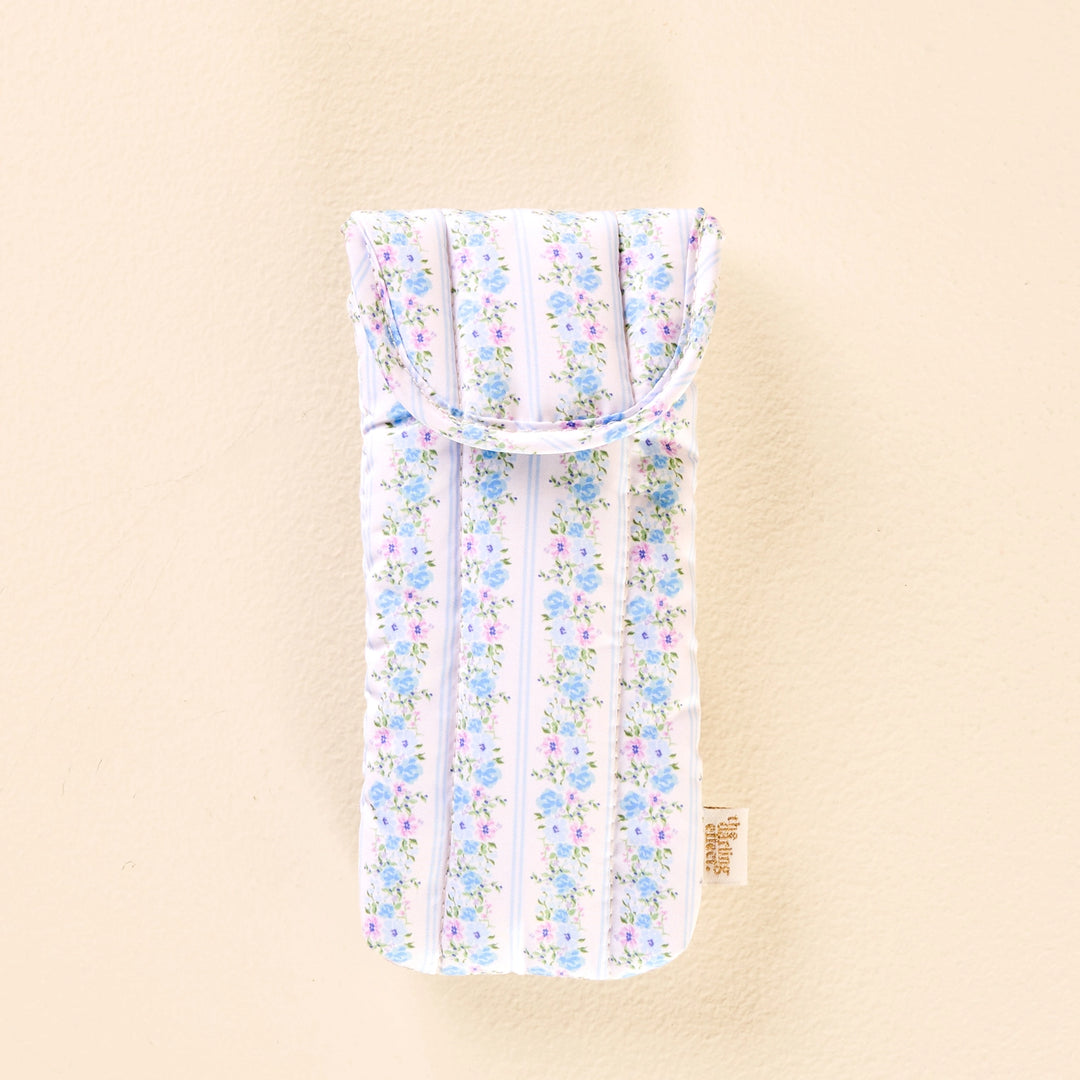 the darling effect quilted sunglasses case