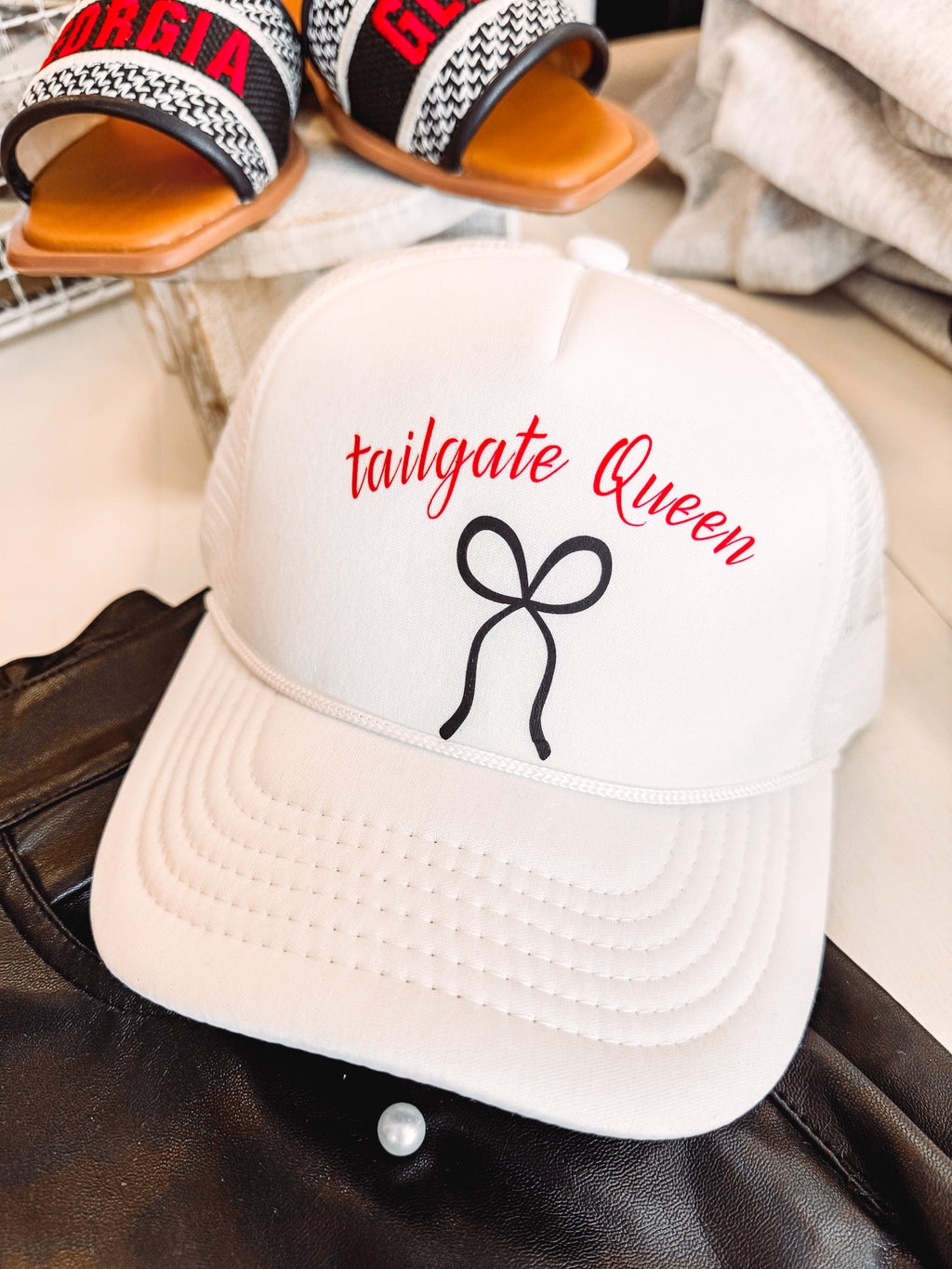 tailgate queen trucker hat white