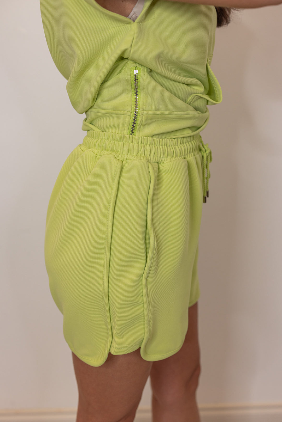 textured lime casual drawstring shorts set