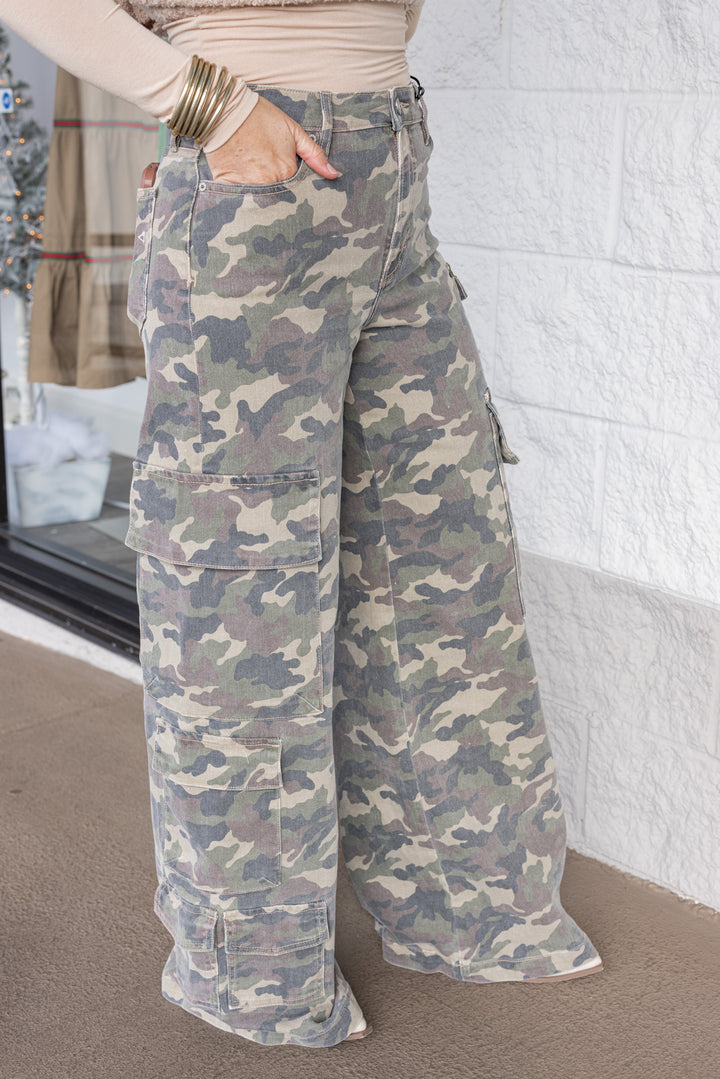 Hidden Jeans green camouflage wide leg denim cargo pants showing up close side view