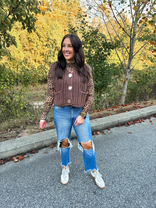 brown sleeveless chunky sweater vest