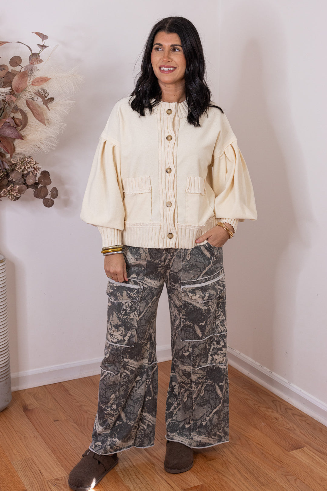 Women&#39;s washed hunter green terry knit wide leg cargo pants in tree camo print by J. Her