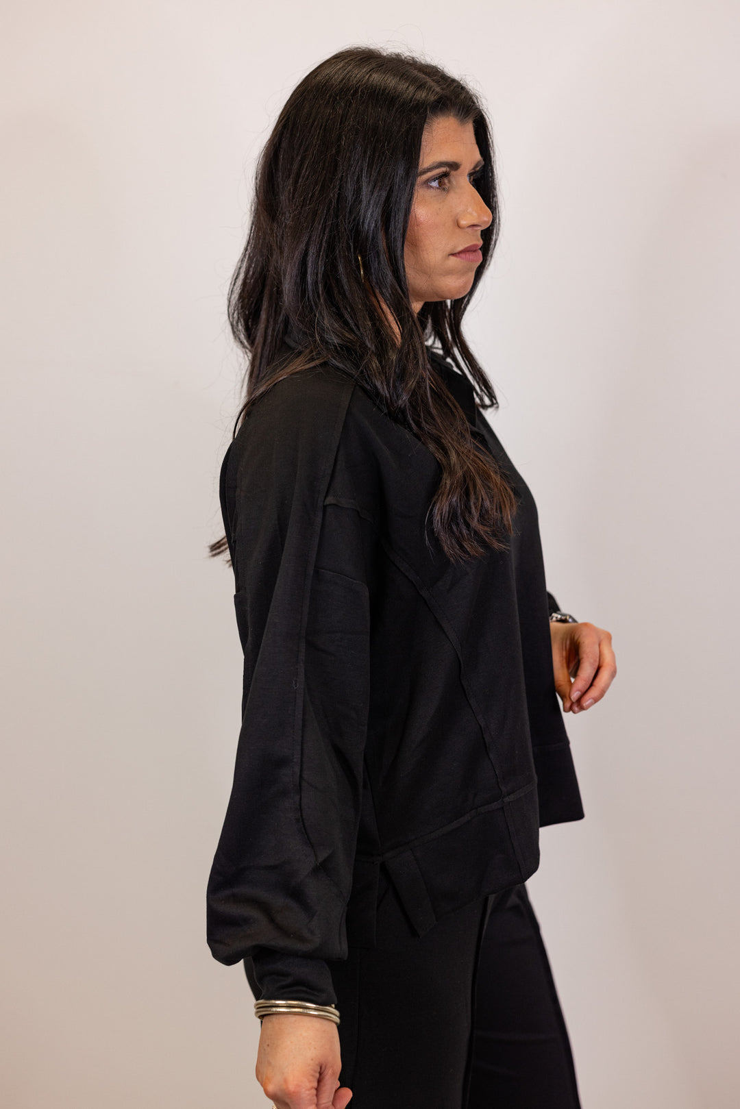 umgee black scuba knit pullover top