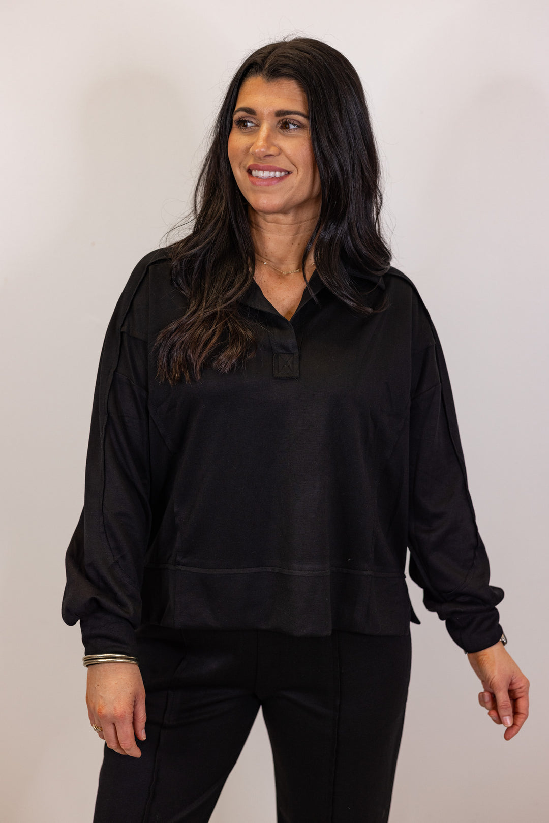 umgee black scuba knit pullover top